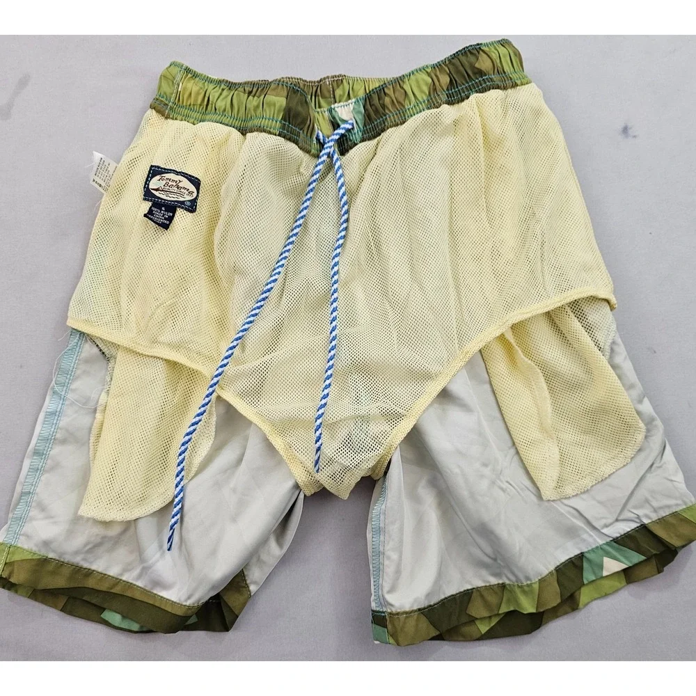 Tommy Bahama please review